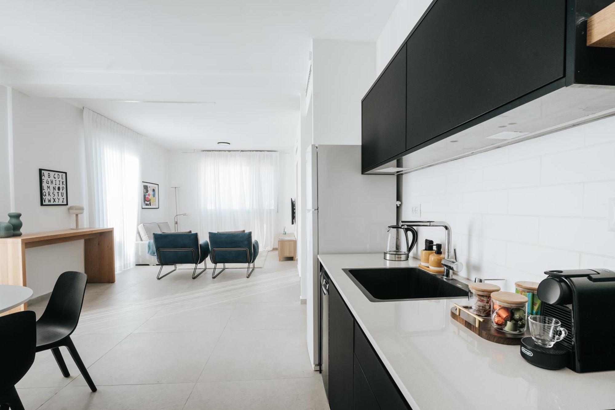 Apartment Jl Gordon - With Shelter Tel Aviv
